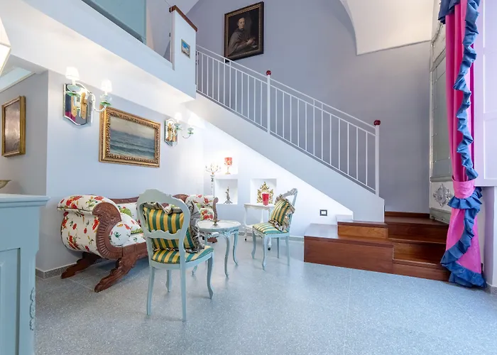 The Crown Palace - Gallipoli