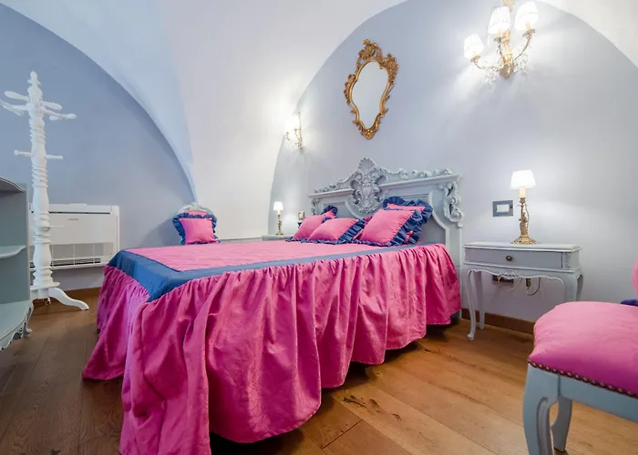 The Crown Palace - * Gallipoli